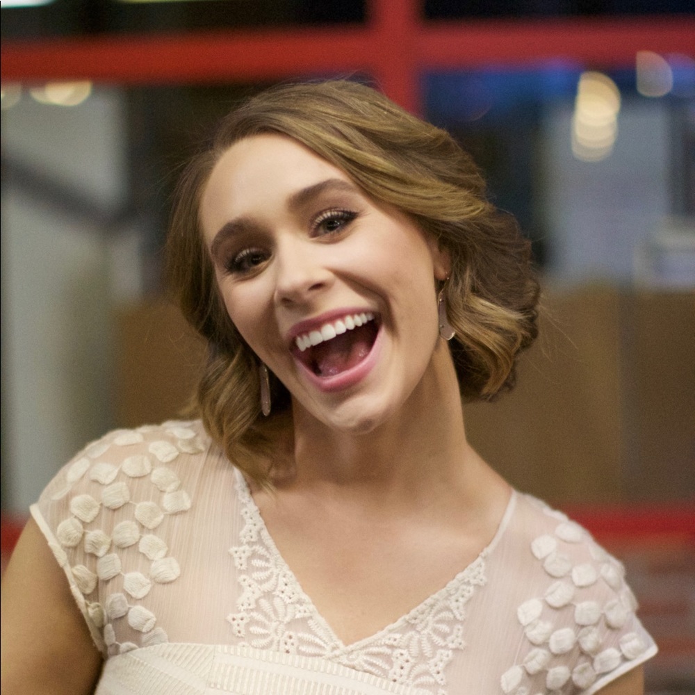 Meet your Posher, Savannah